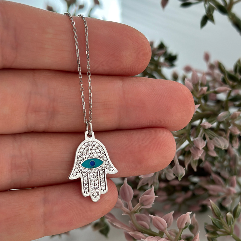 Бяло злато колие с ръката на Фатима и Hamsa
