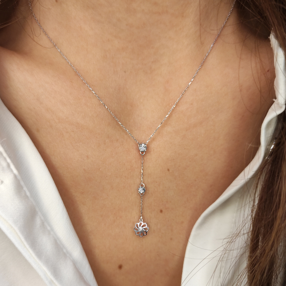 Колие от бяло злато тип чокър с  диаманти Flower