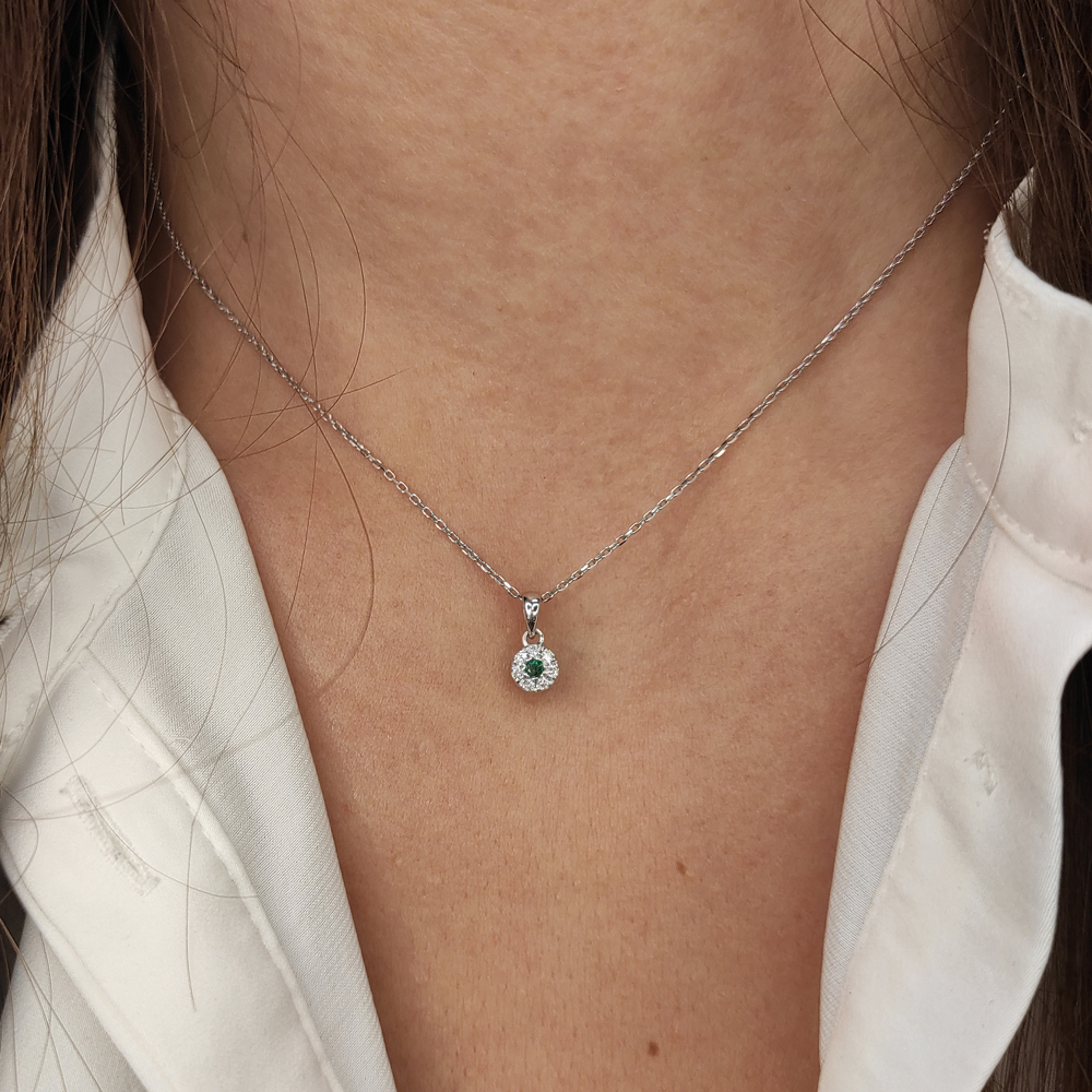 Колие от бяло злато с диамантена висулка Sophia