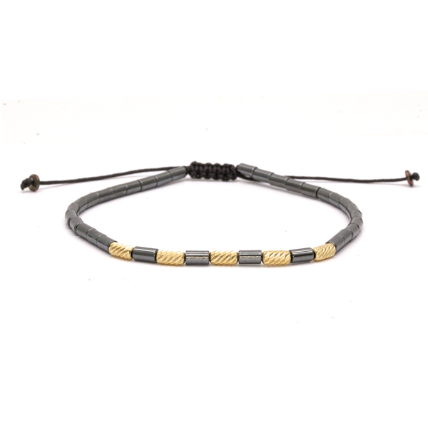 Гривна с хематит и златни елементи About You