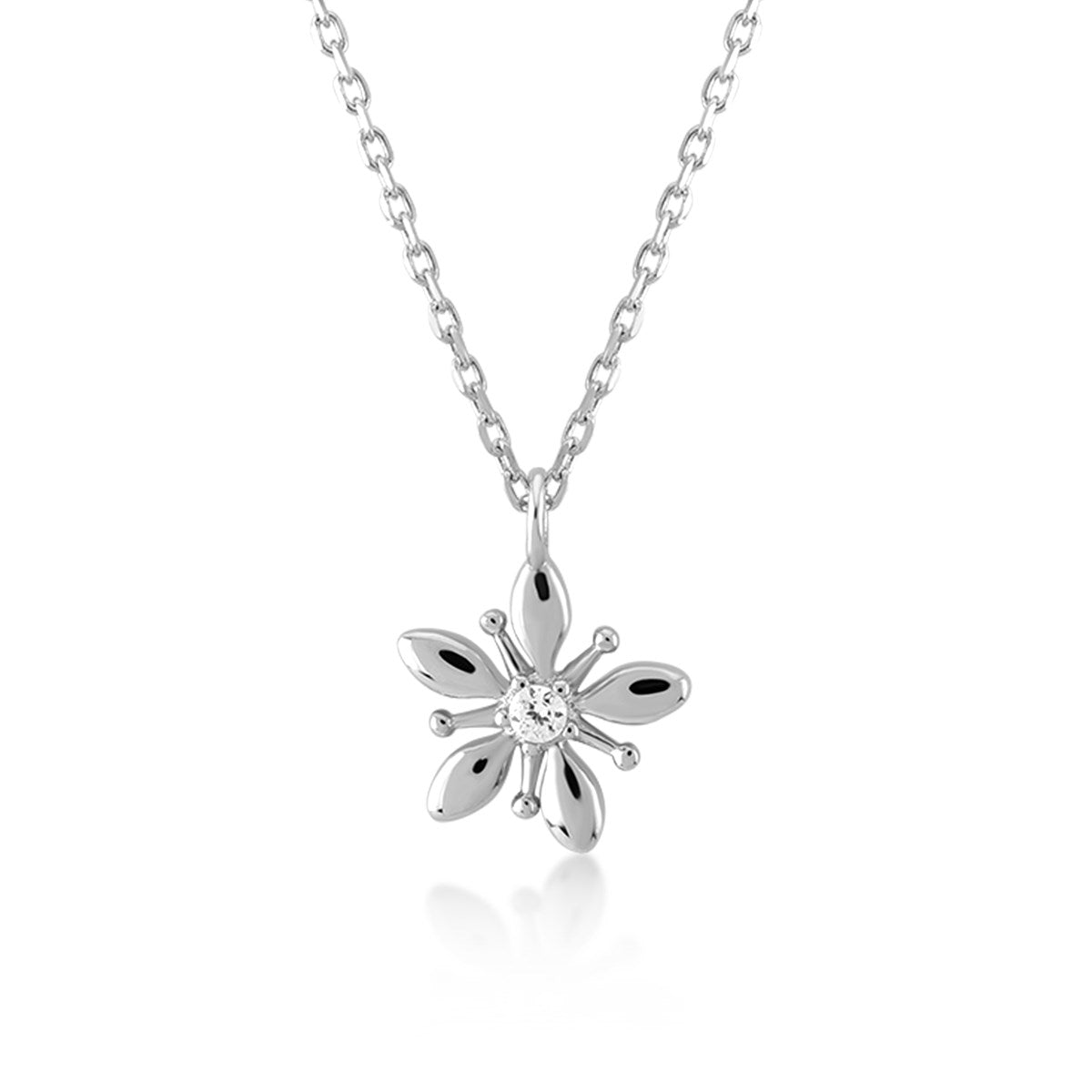 Колие с висулка цвете White Flower