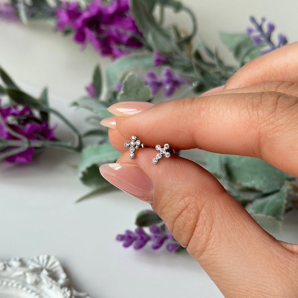 Бяло злато обеци Кръст на винт с цирконий