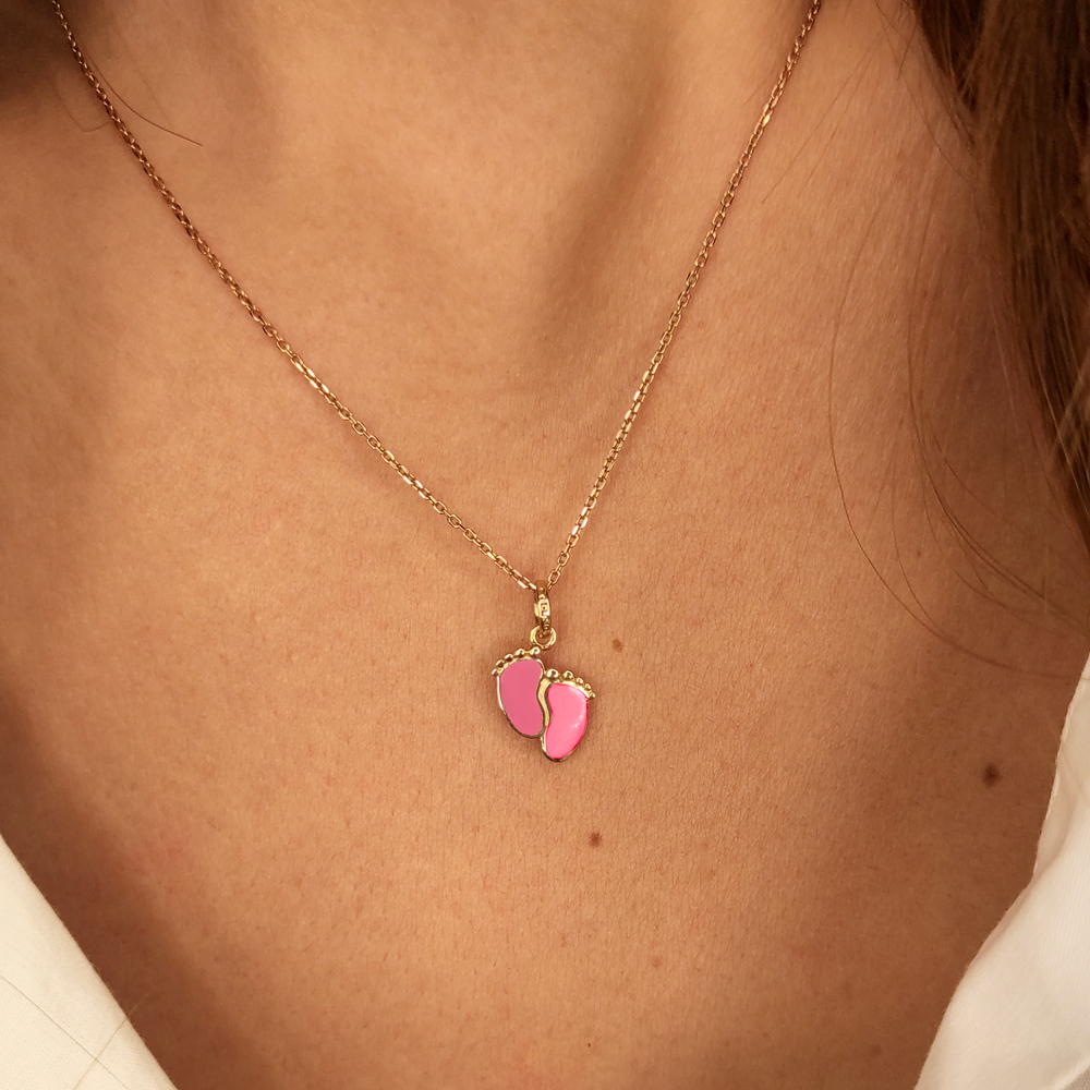 Висулка жълто злато розови крачета