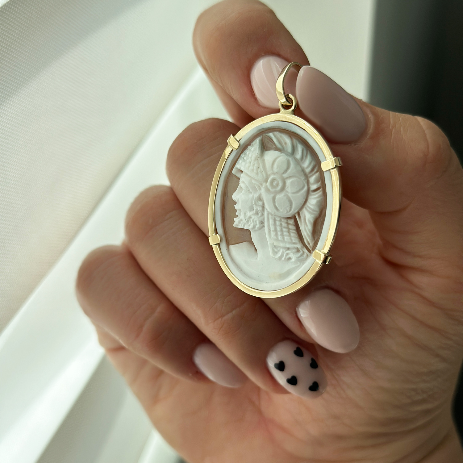 Мъжка златна висулка камея - гладиатор