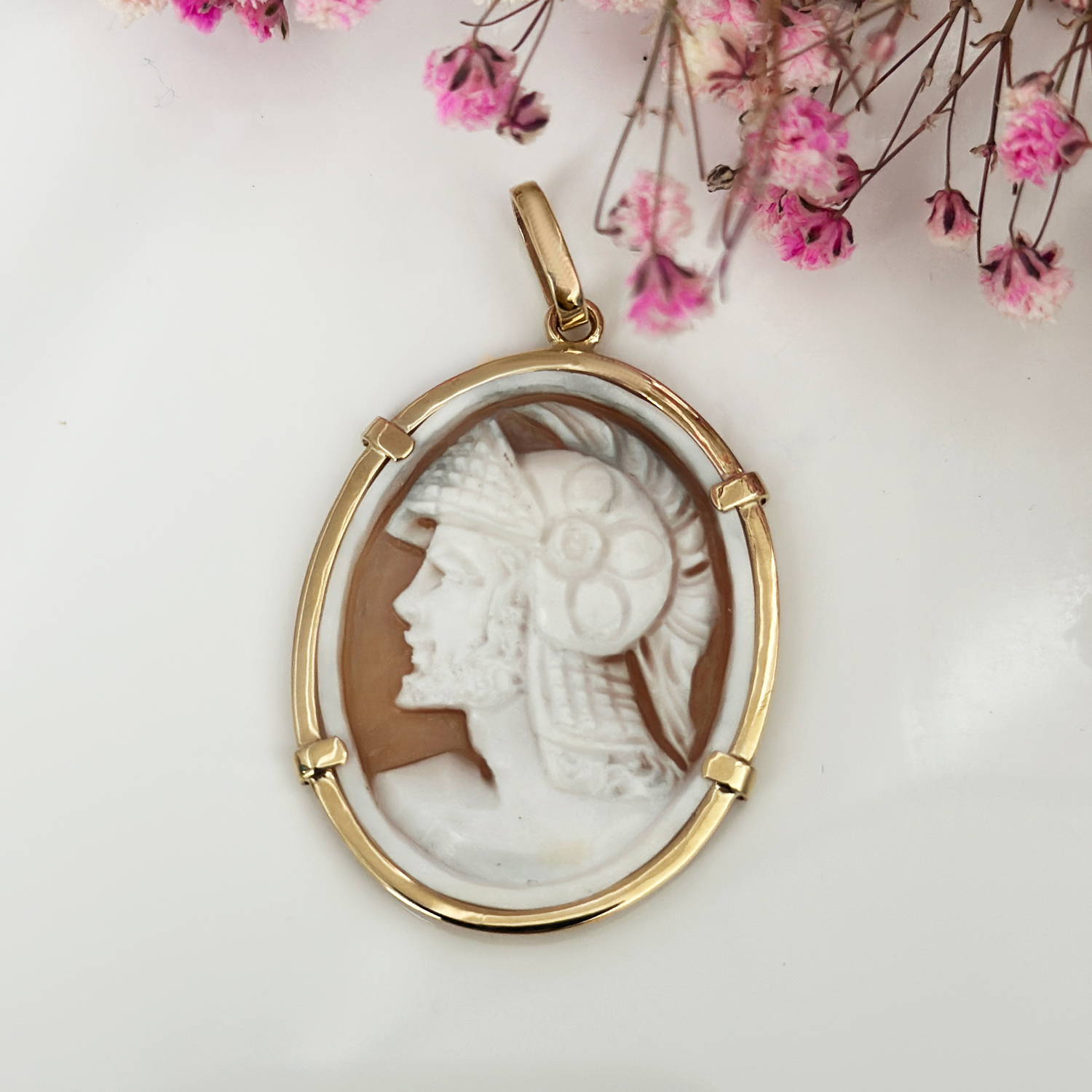 Мъжка златна висулка камея - гладиатор