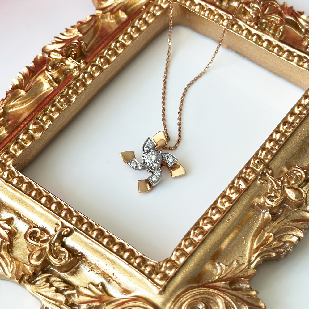 Колие с движеща висулка с диаманти в розово злато Sylvie