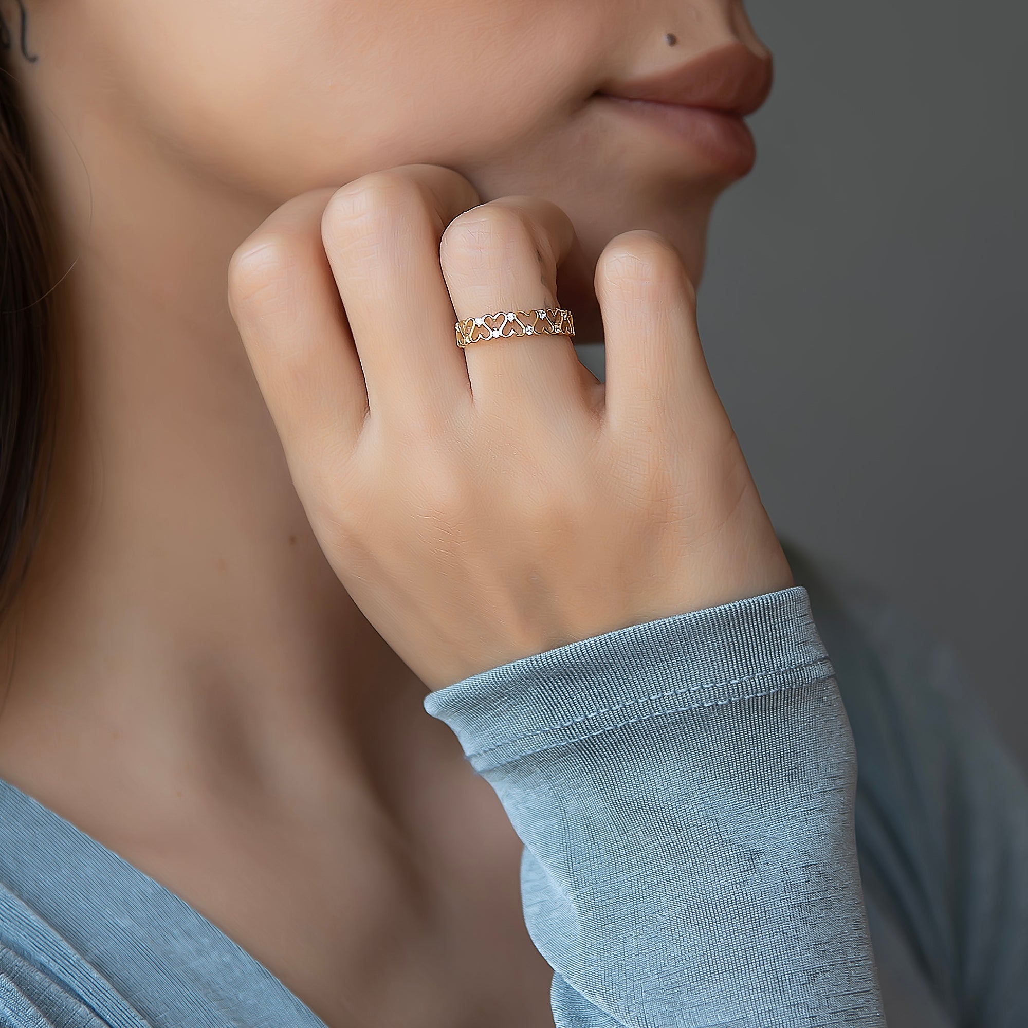 Пръстен от бяло злато със сърца и бели камъни  LOVE