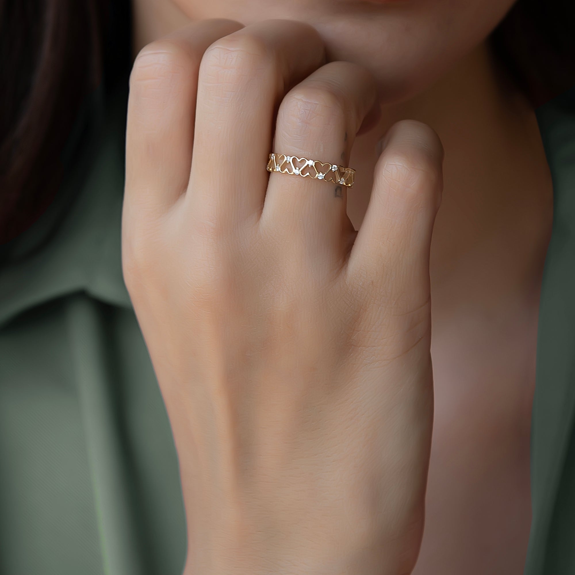 Пръстен от бяло злато със сърца и бели камъни  LOVE