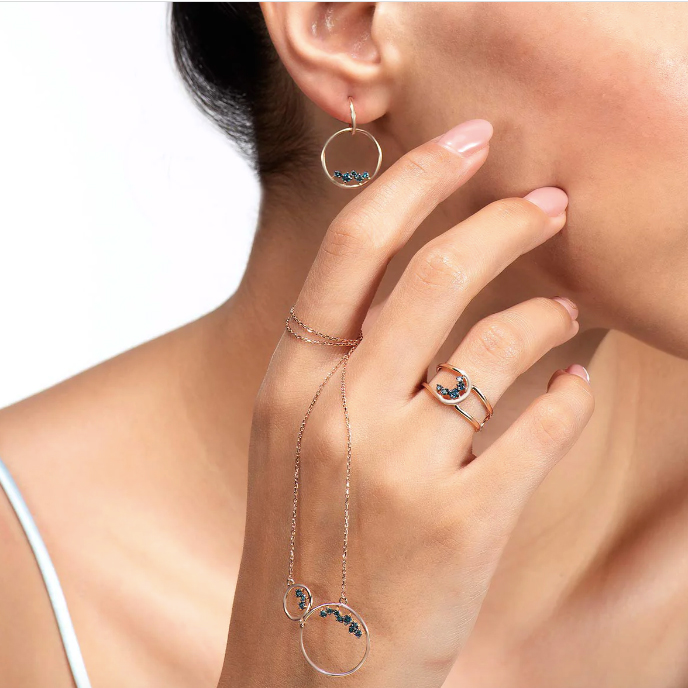 ВИСЯЩИ ОБЕЦИ  ЖЪЛТО ЗЛАТО ALYS