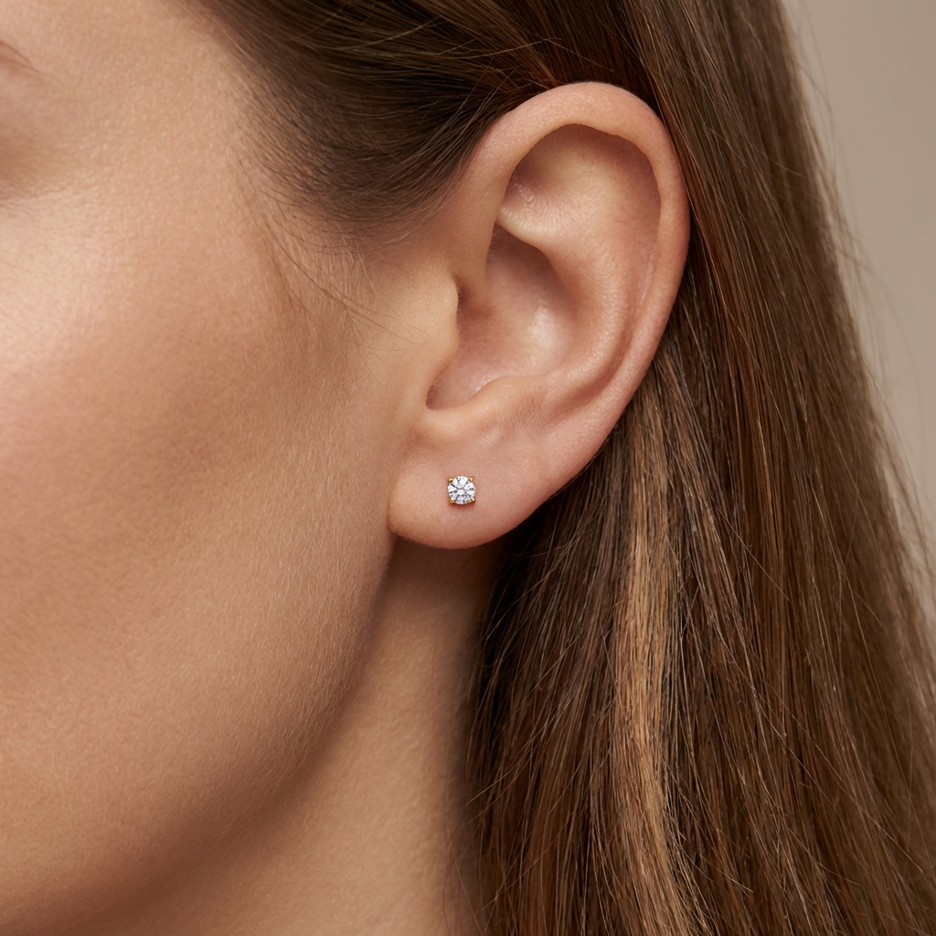 Златни обеци солитер с четири зъба