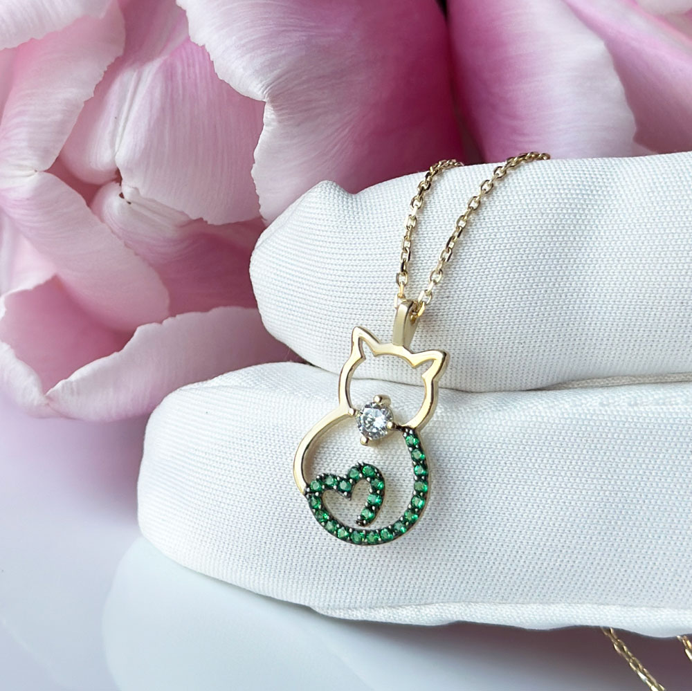 Колие жълто злато с висулка коте