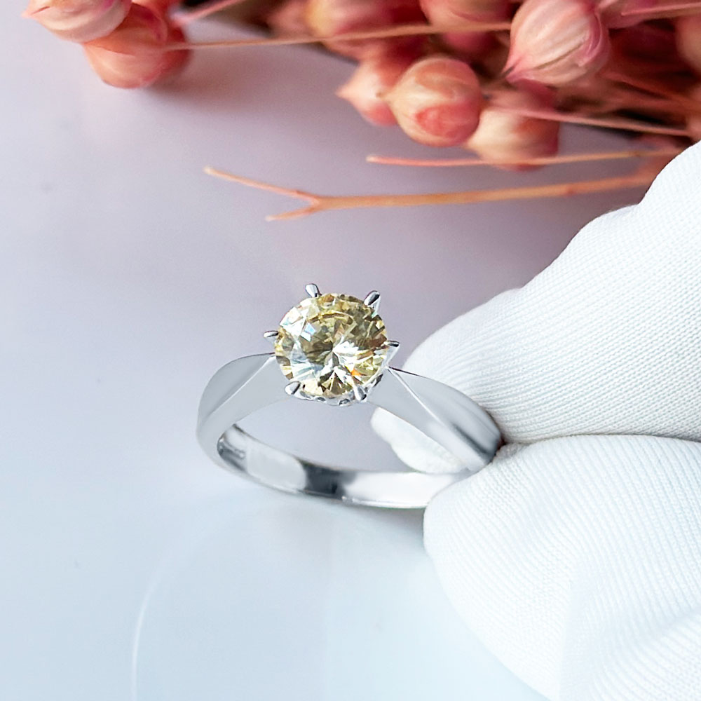 Годежен пръстен бяло злато с цитрин