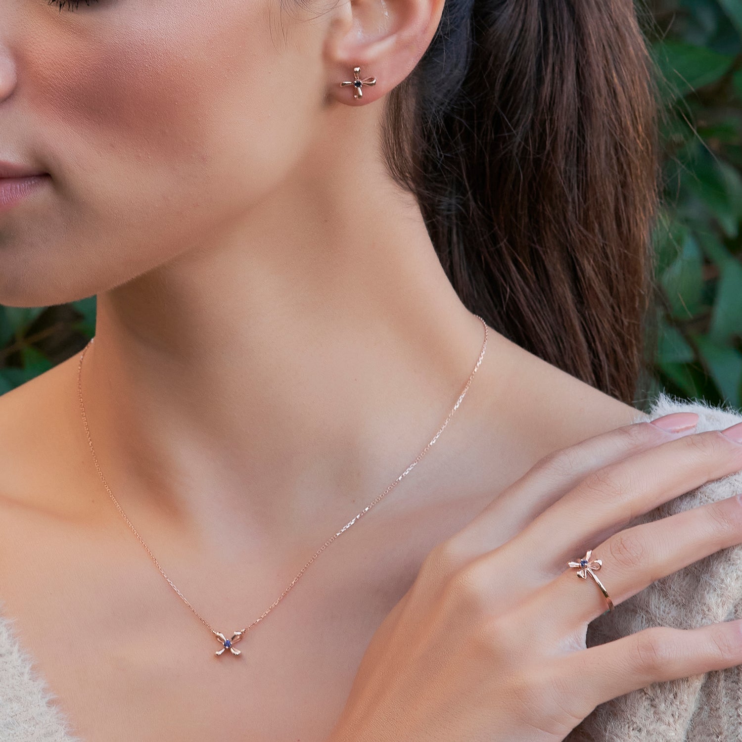 ОБЕЦИ НА ВИНТ БЯЛО ЗЛАТО CINDY