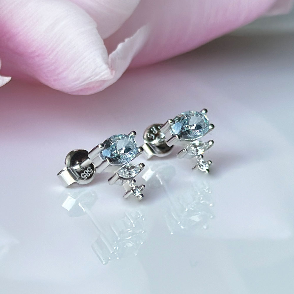 Обеци на винт бяло злато Venetta