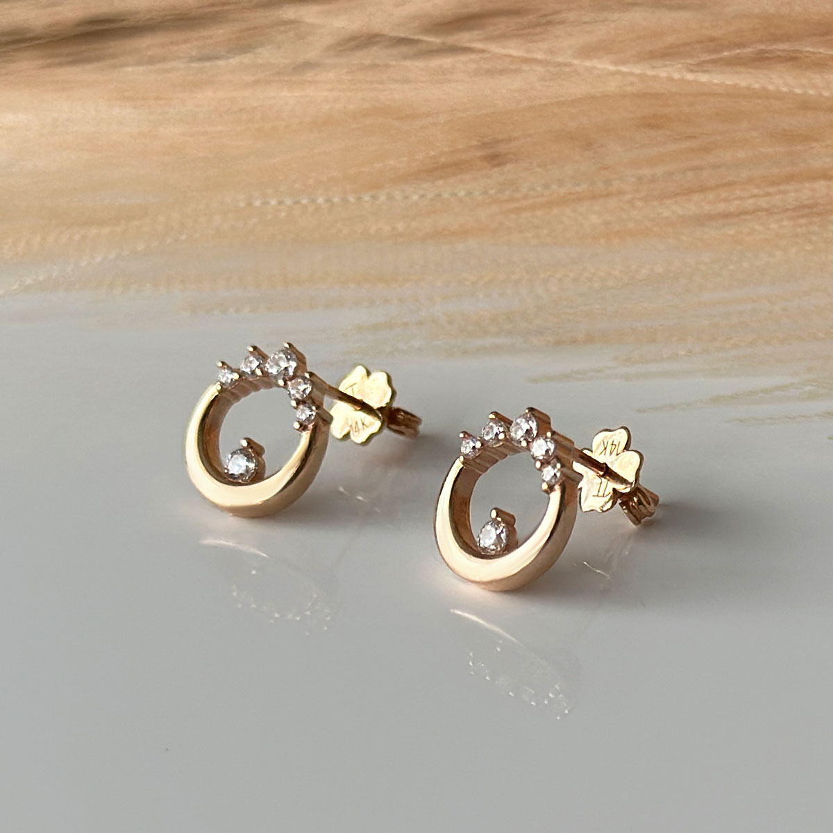 Обеци розово злато на винт ALISIA