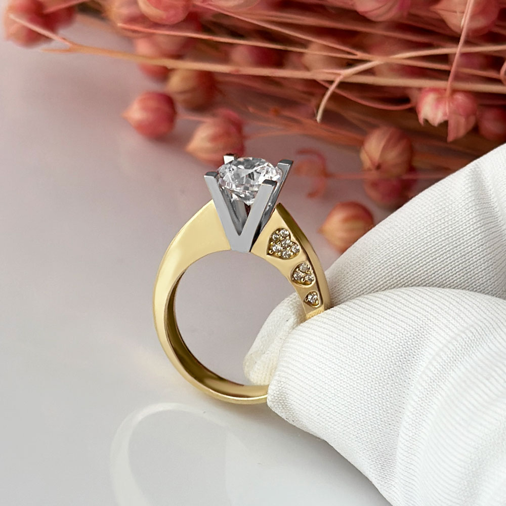 Годежен пръстен жълто злато triple heart