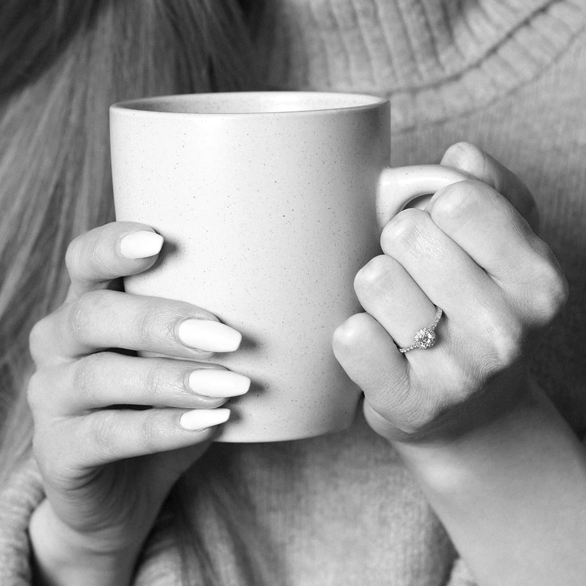 Диамантен годежен пръстен