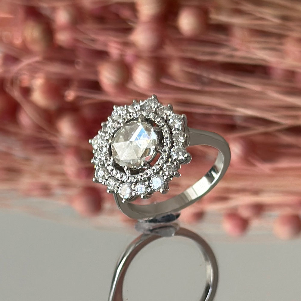 Диамантен пръстен бяло злато DAYANA