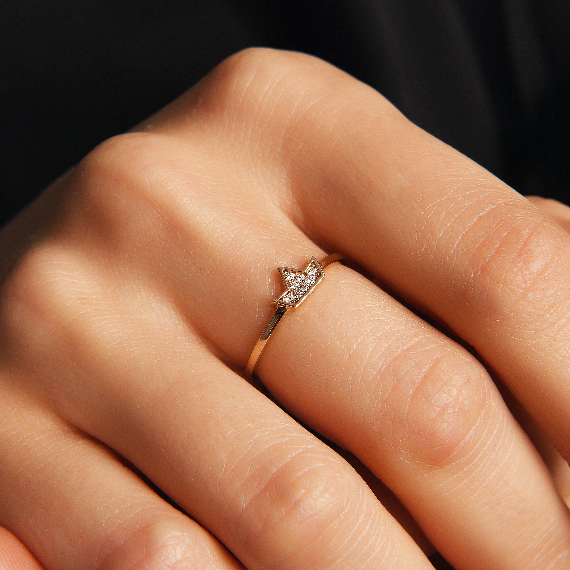 Златен пръстен корона