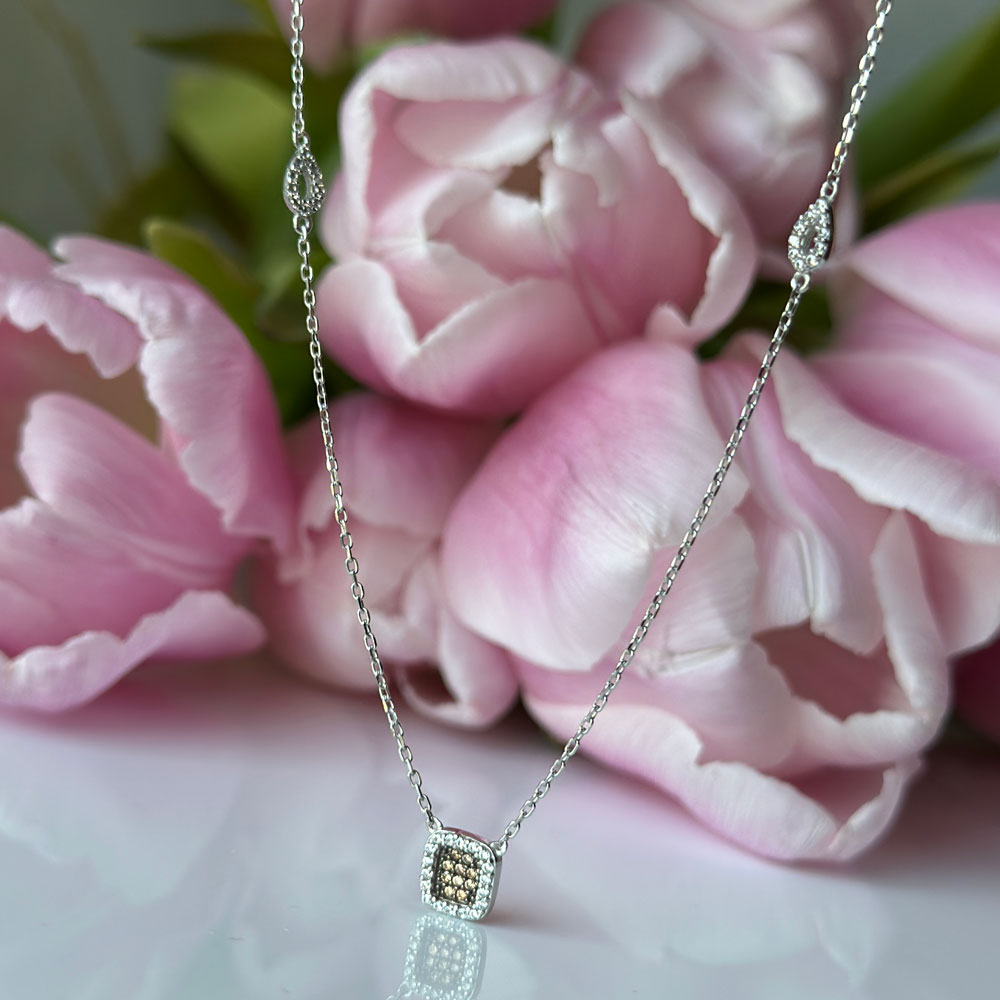 Колие бяло злато Bianca