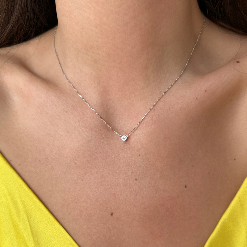 Колие бяло злато с бял емайл Edeline