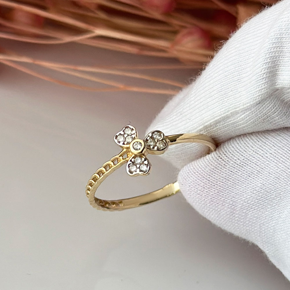 Пръстен трилистна детелина