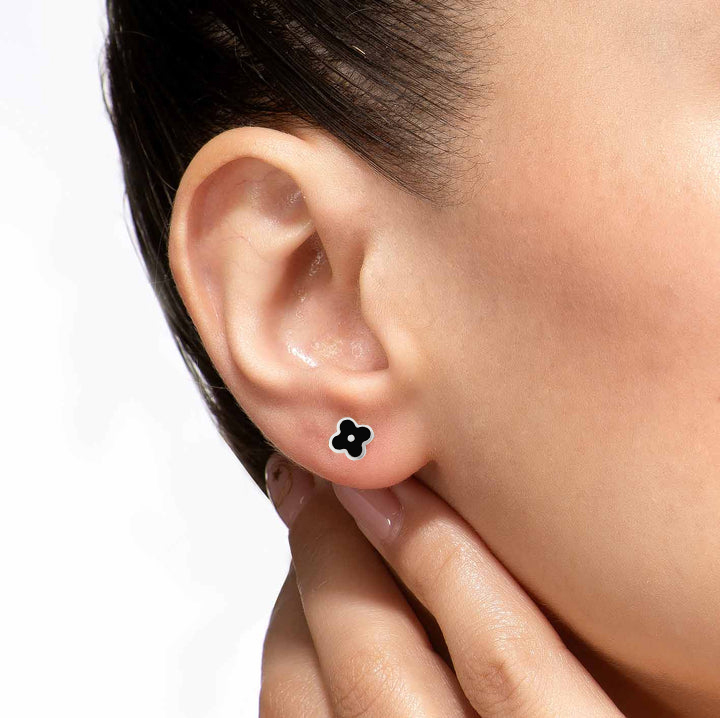 Златни обици на винт Clover