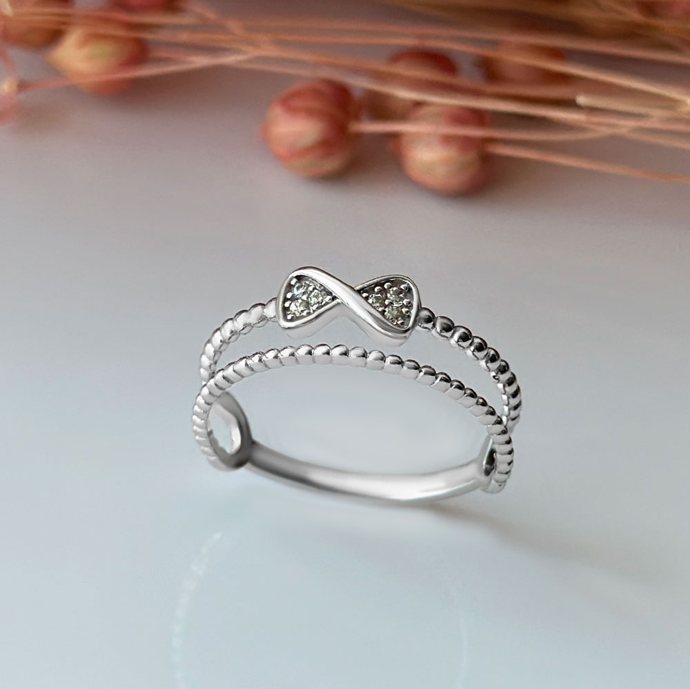 Пръстен бяло злато с панделка