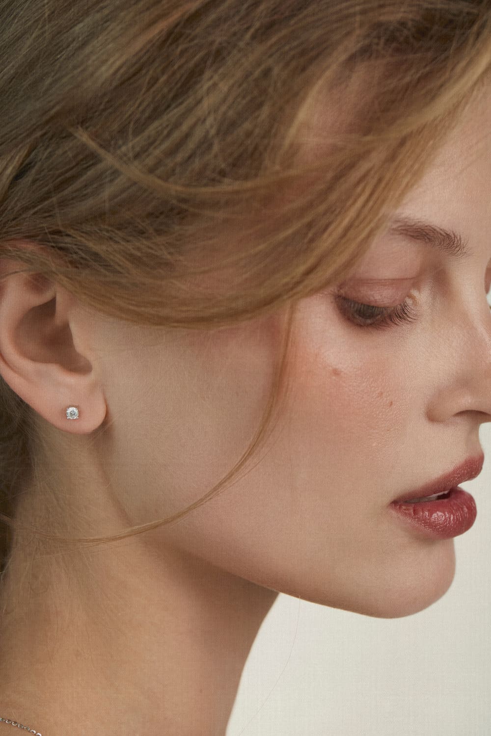 Диамантени обеци бяло злато Yulia