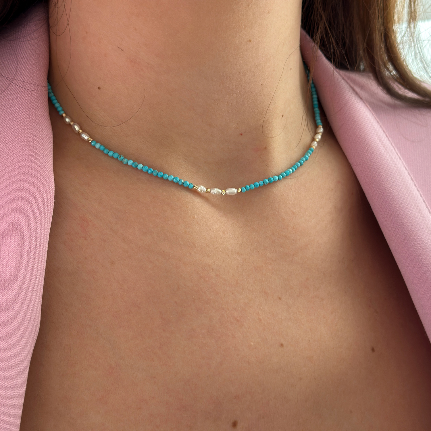 Чокър с перли и тюркоаз