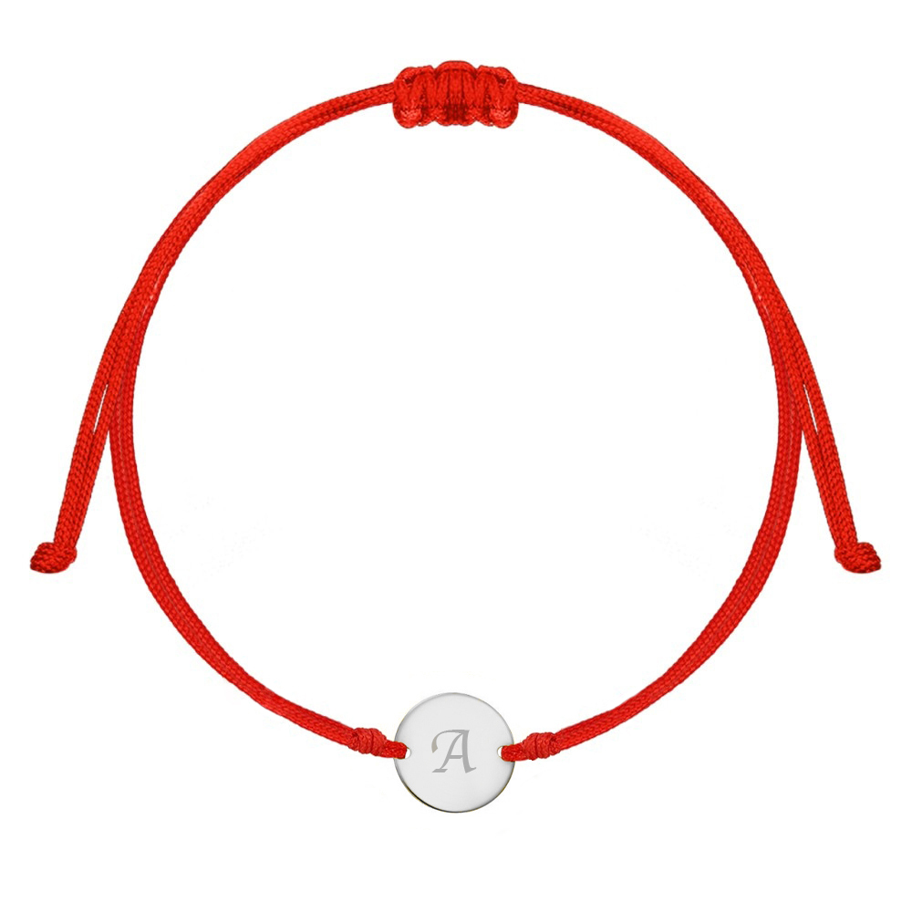 Червен конец с буква по избор