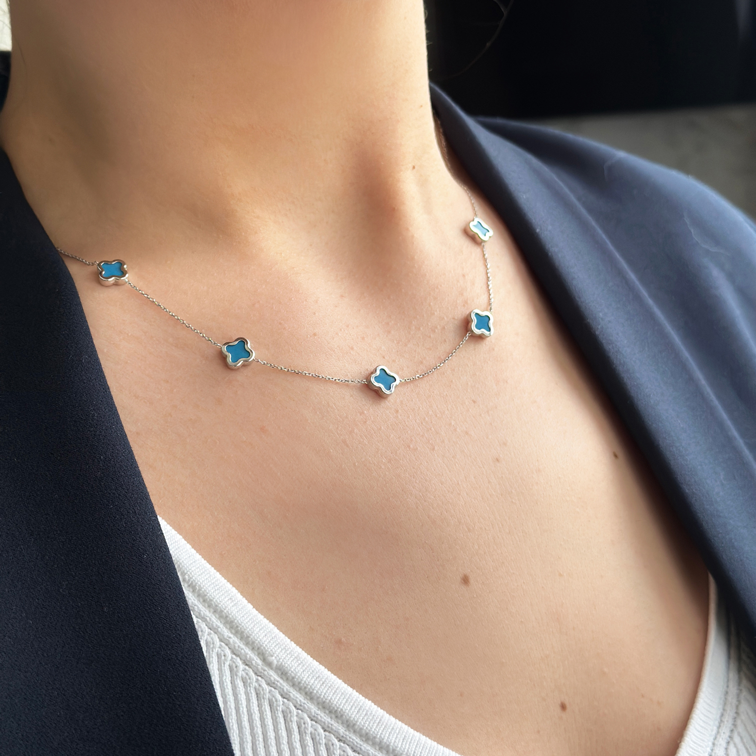 Колие бяло злато с детелини CLOVER