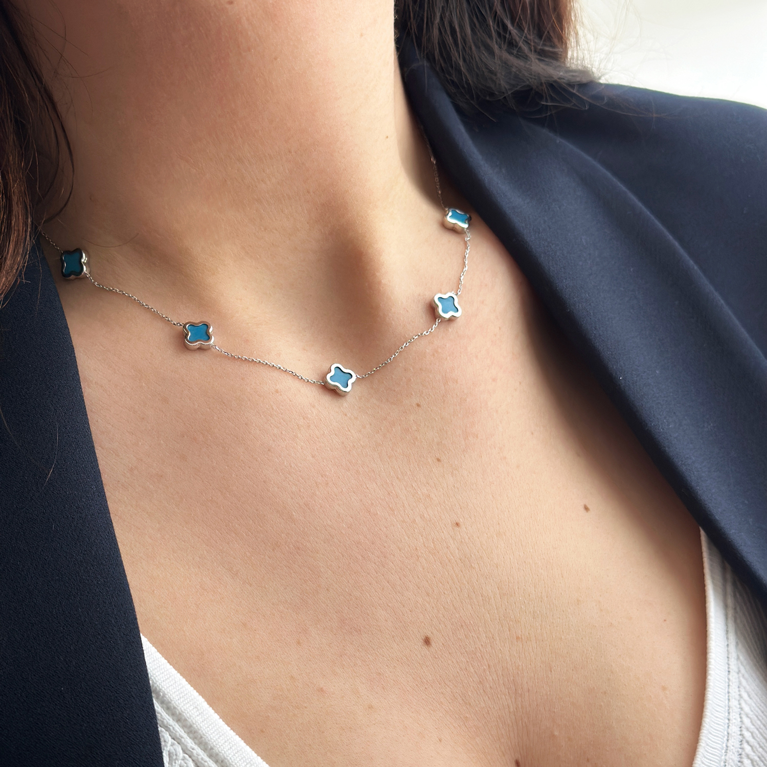 Колие бяло злато с детелини CLOVER