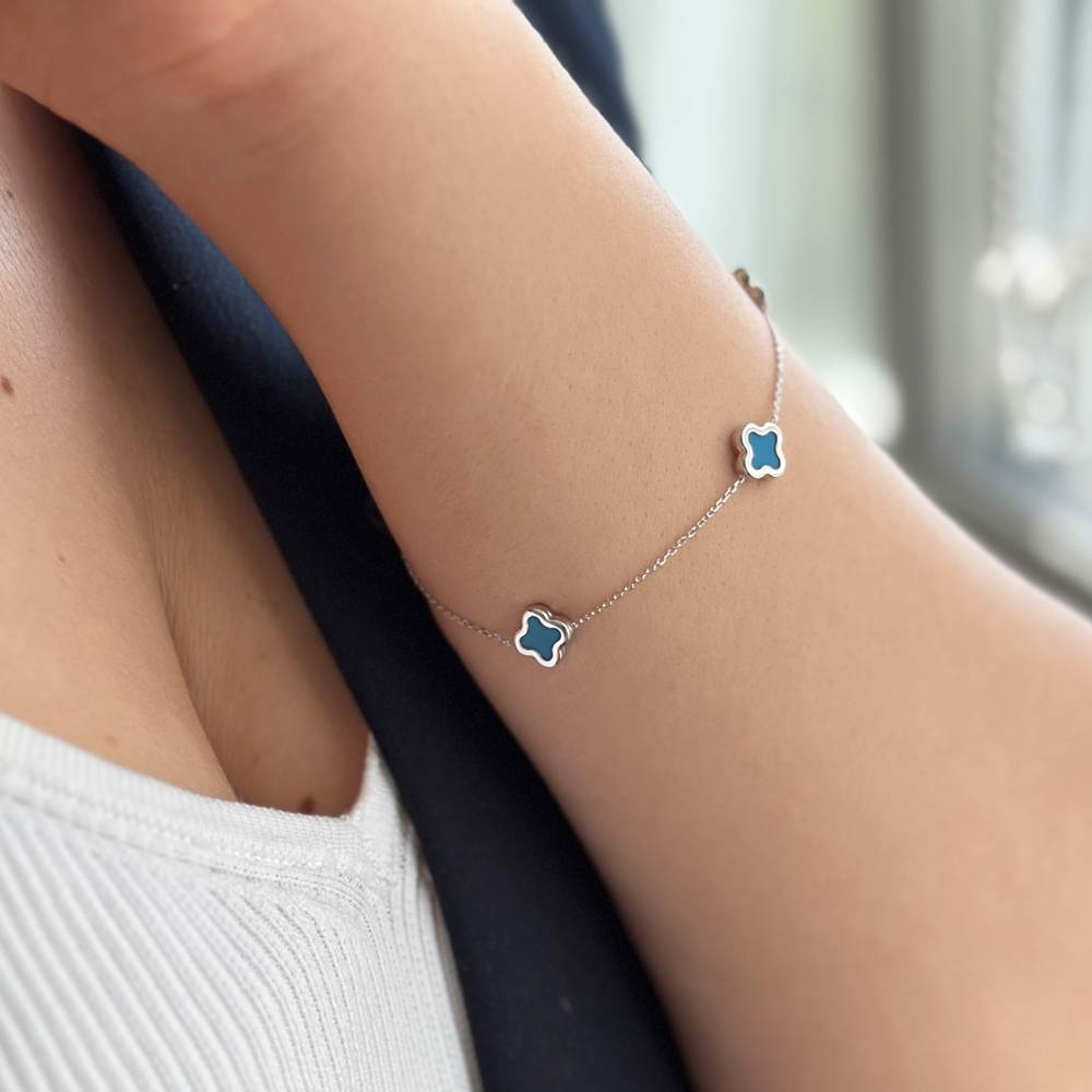 Златна гривна с детелина Clover