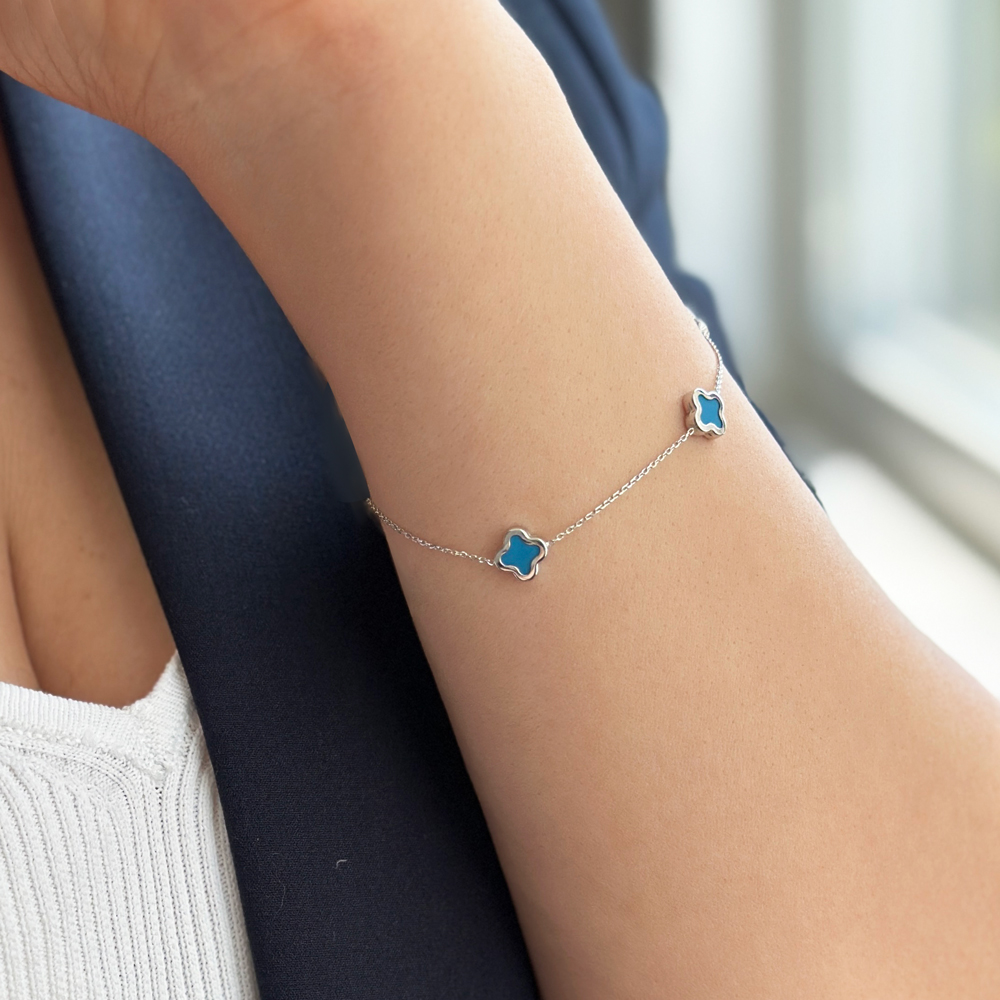 Златна гривна с детелина Clover