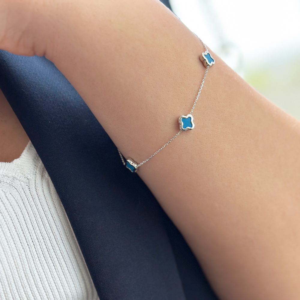 Златна гривна с детелина Clover