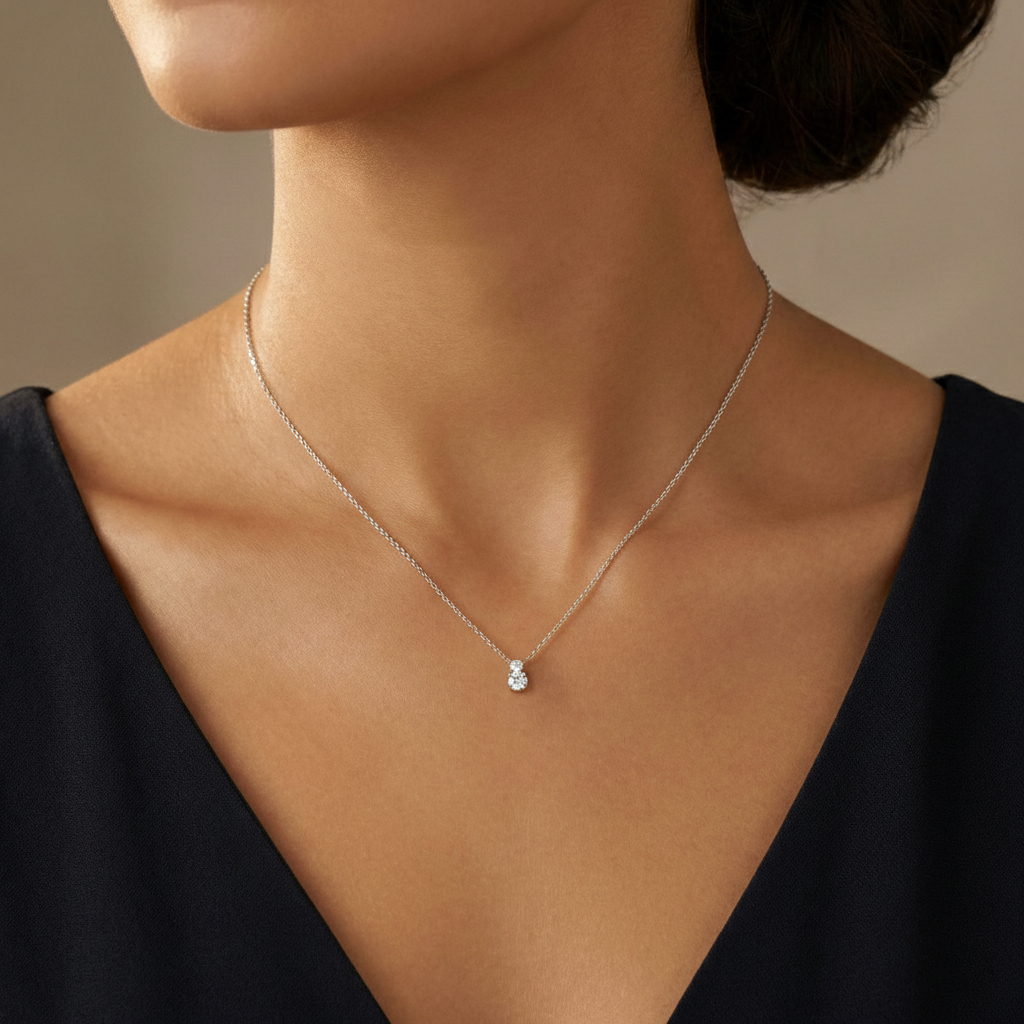 Колие бяло злато с висулка Margaret